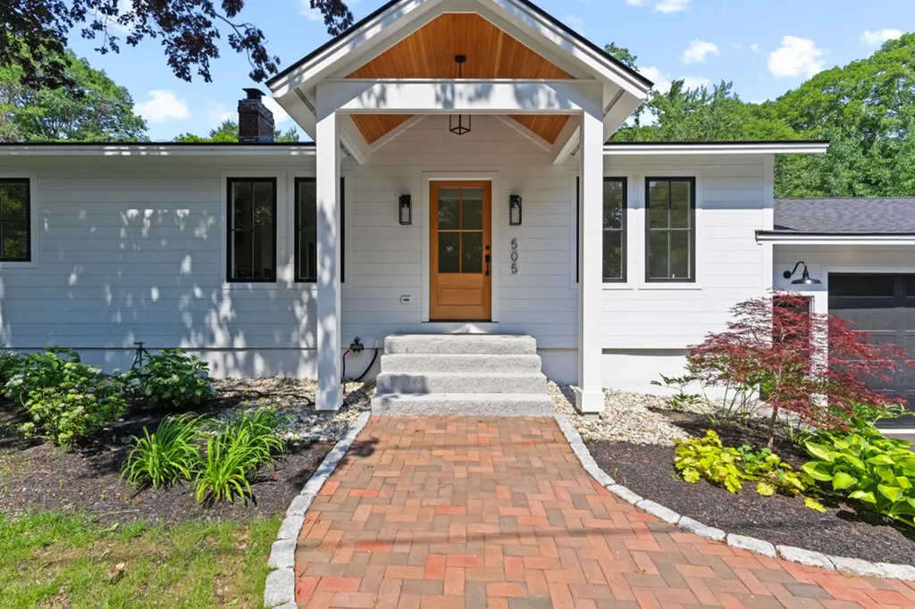 505 Mitchell Road Cape Elizabeth ME 04107