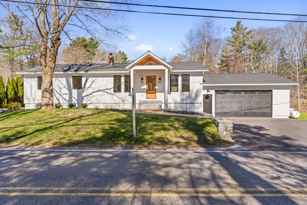 505 Mitchell Road Cape Elizabeth ME 04107