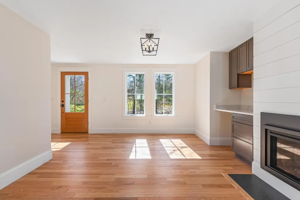 505 Mitchell Road Cape Elizabeth ME 04107