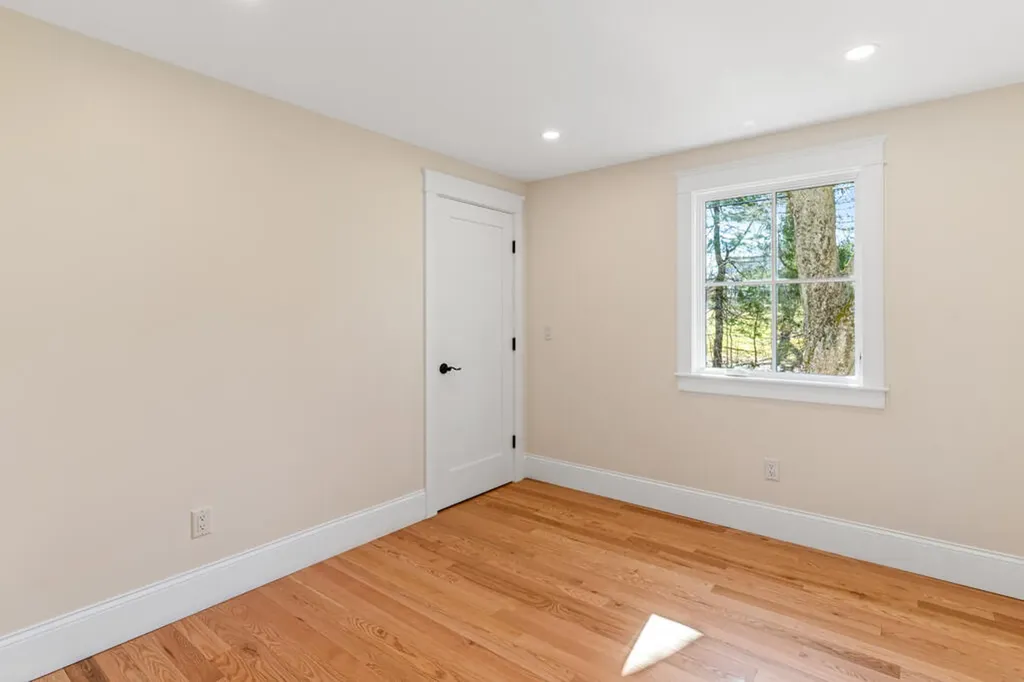505 Mitchell Road Cape Elizabeth ME 04107