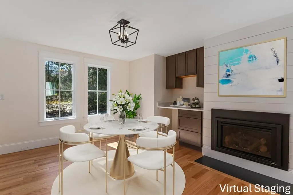 505 Mitchell Road Cape Elizabeth ME 04107
