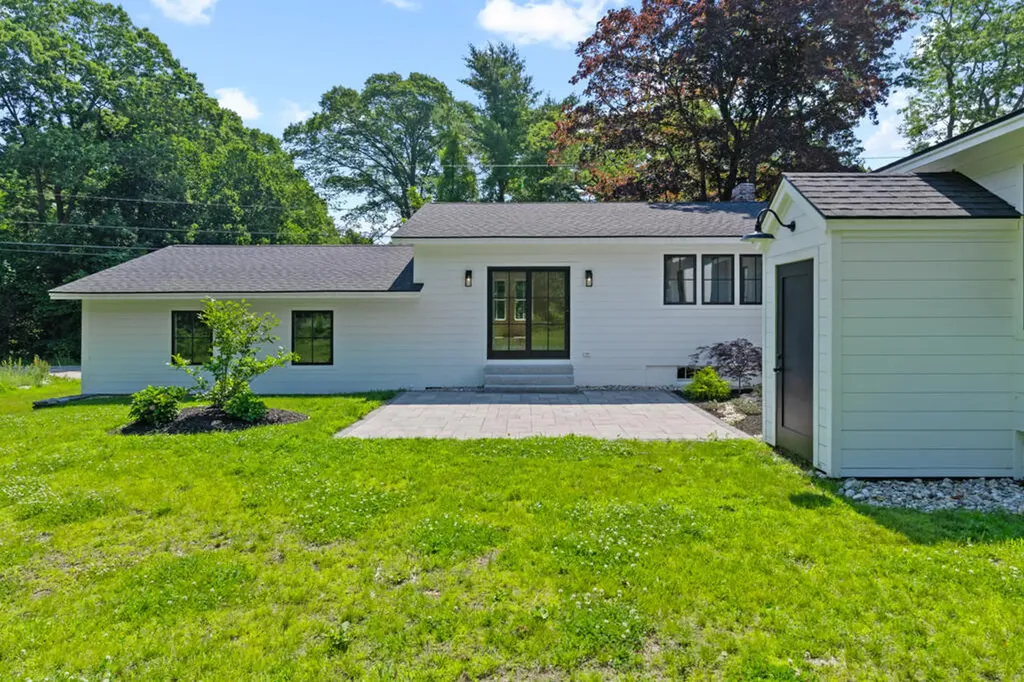 505 Mitchell Road Cape Elizabeth ME 04107