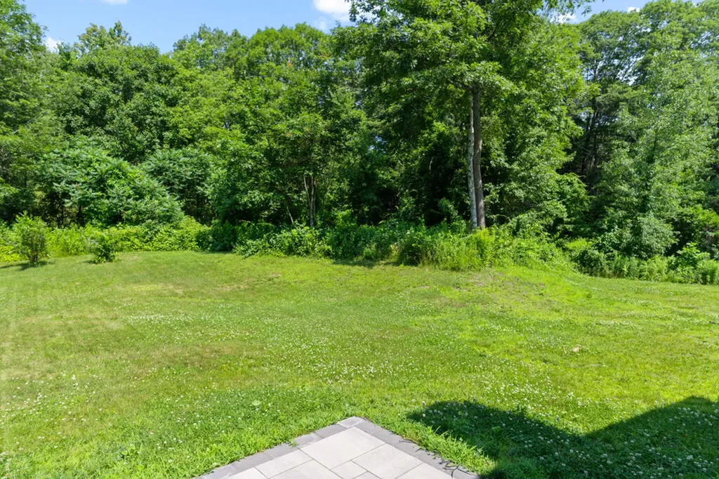 505 Mitchell Road Cape Elizabeth ME 04107