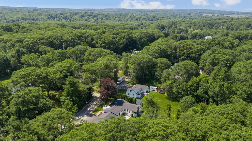 505 Mitchell Road Cape Elizabeth ME 04107