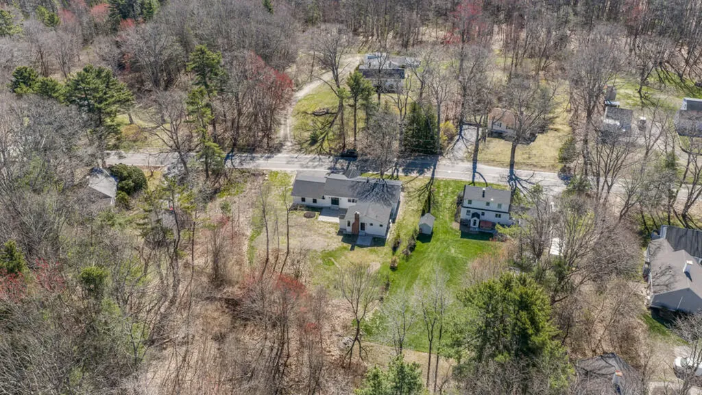 505 Mitchell Road Cape Elizabeth ME 04107