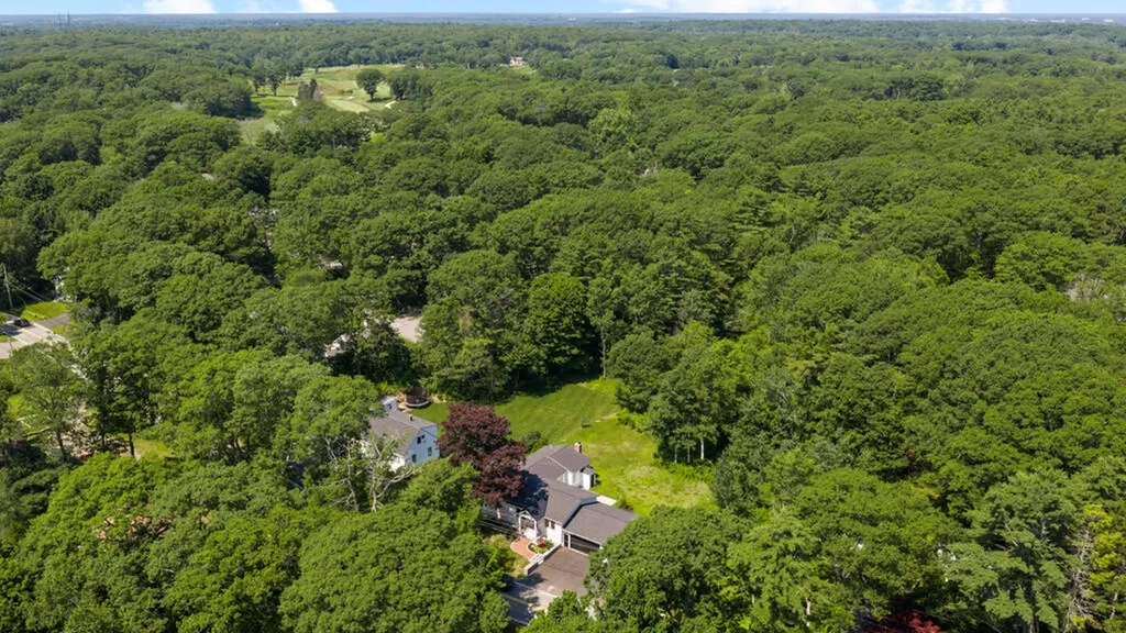 505 Mitchell Road Cape Elizabeth ME 04107