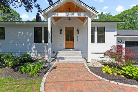505 Mitchell Road Cape Elizabeth ME 04107