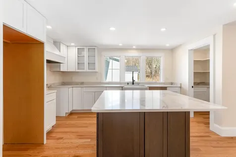 505 Mitchell Road Cape Elizabeth ME 04107