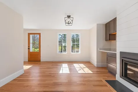 505 Mitchell Road Cape Elizabeth ME 04107