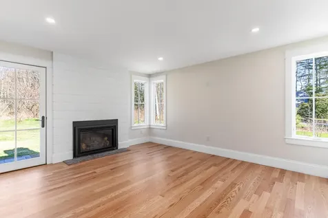 505 Mitchell Road Cape Elizabeth ME 04107