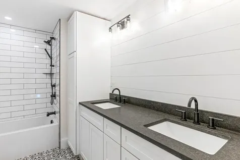 505 Mitchell Road Cape Elizabeth ME 04107