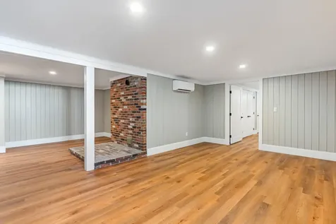 505 Mitchell Road Cape Elizabeth ME 04107