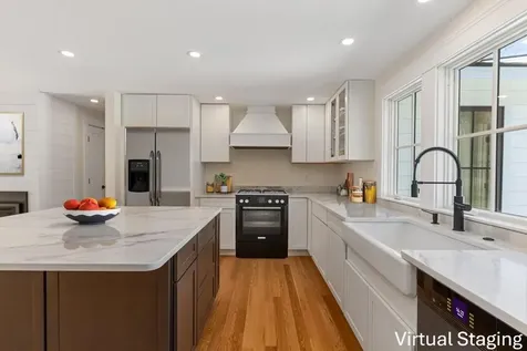 505 Mitchell Road Cape Elizabeth ME 04107