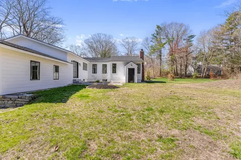 505 Mitchell Road Cape Elizabeth ME 04107