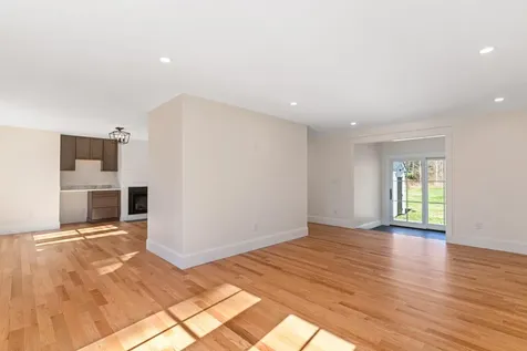 505 Mitchell Road Cape Elizabeth ME 04107