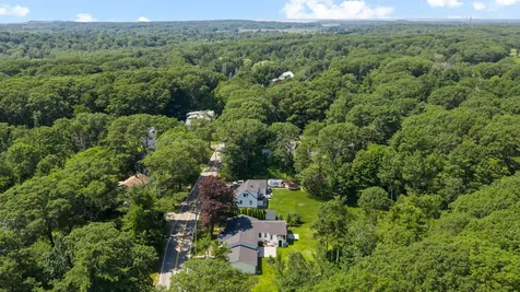 505 Mitchell Road Cape Elizabeth ME 04107
