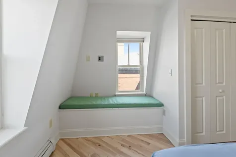 23 Hampshire Street Portland ME 04101