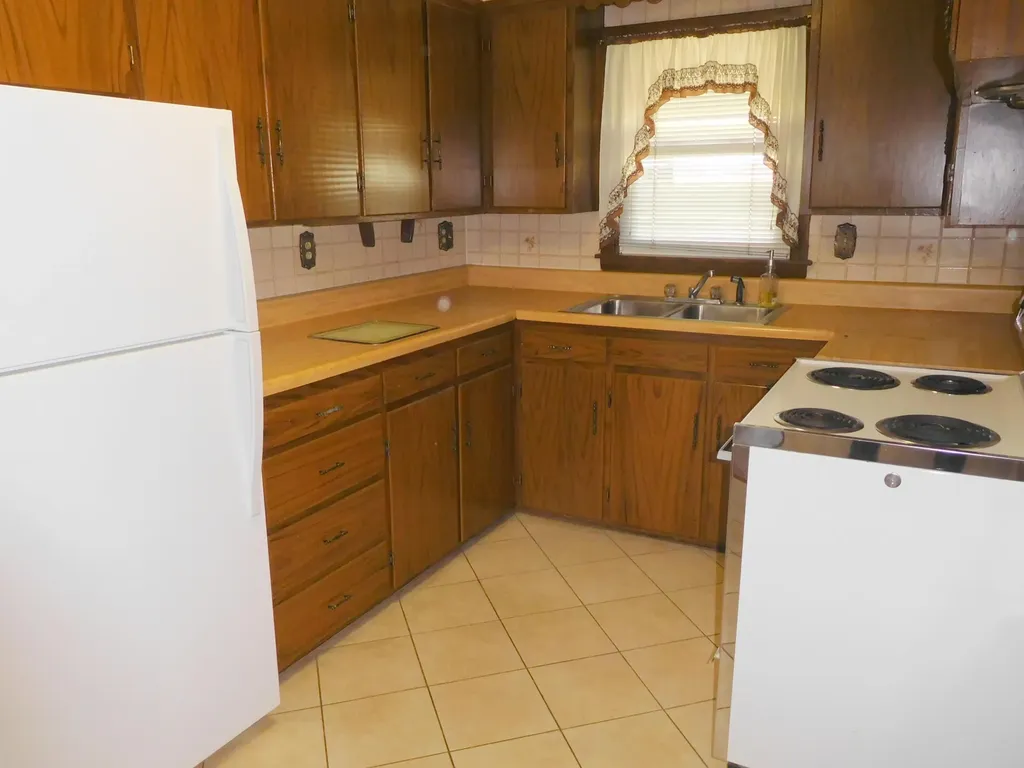 72 Jefferson Street Lewiston ME 04240
