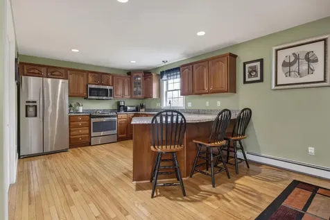 28 Lone Pine Lane Yarmouth ME 04096