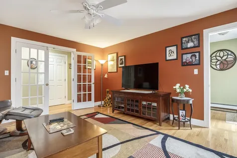 28 Lone Pine Lane Yarmouth ME 04096