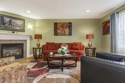 28 Lone Pine Lane Yarmouth ME 04096