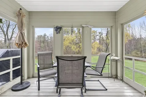 28 Lone Pine Lane Yarmouth ME 04096