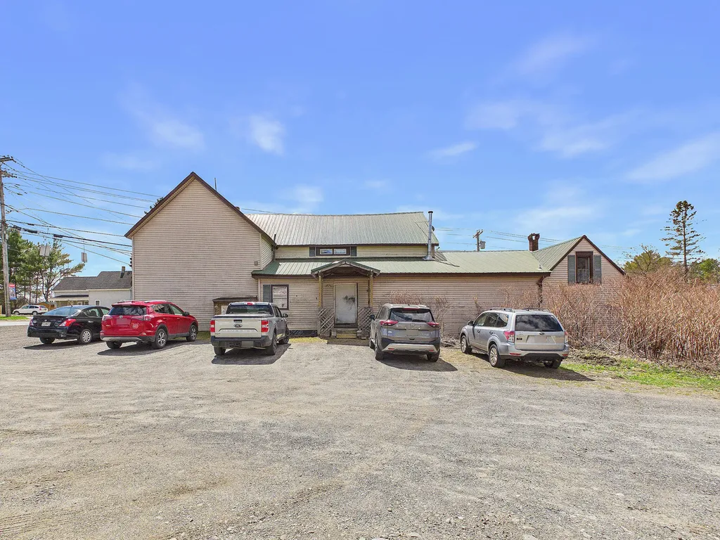 46 Bridge Street Benton ME 04901