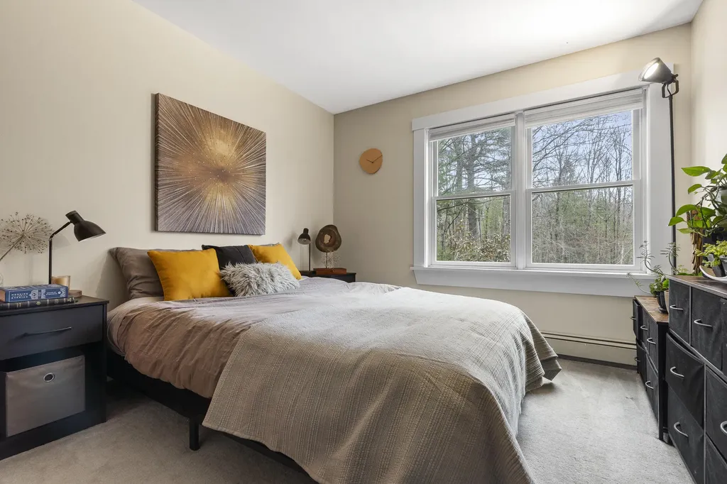 31 Partridge Lane Nobleboro ME 04555