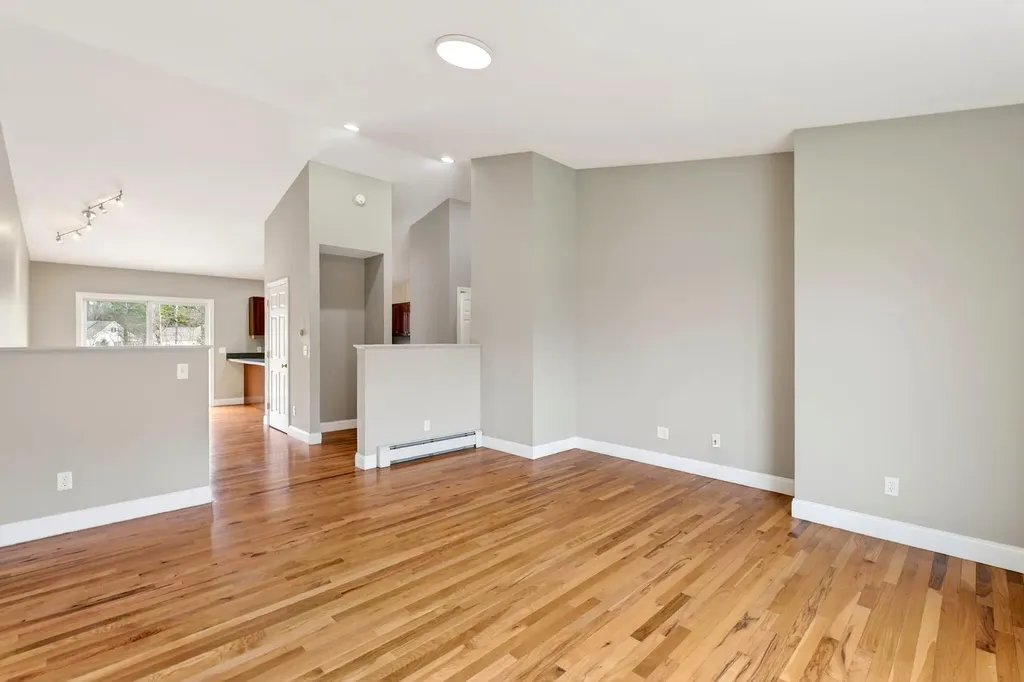34 Maurice Way Cumberland ME 04021
