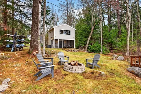 71-72 Quarry Cove Road Raymond ME 04071
