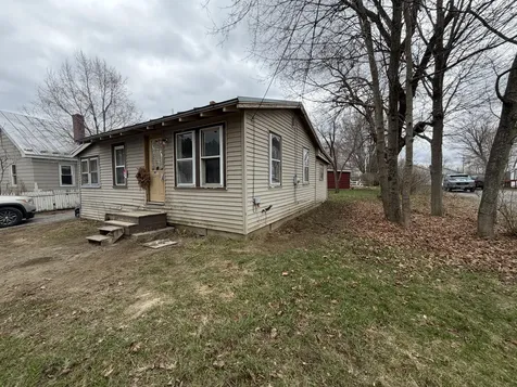 27 Saint John Street Skowhegan ME 04976