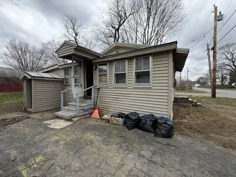 27 Saint John Street Skowhegan ME 04976