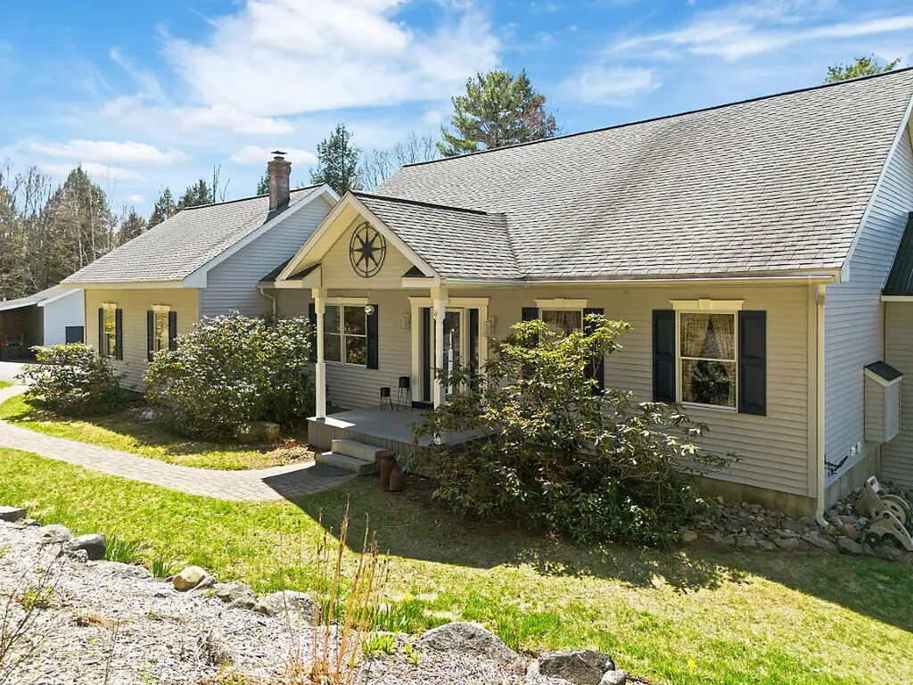 559 Sandy River Road Fayette ME 04349
