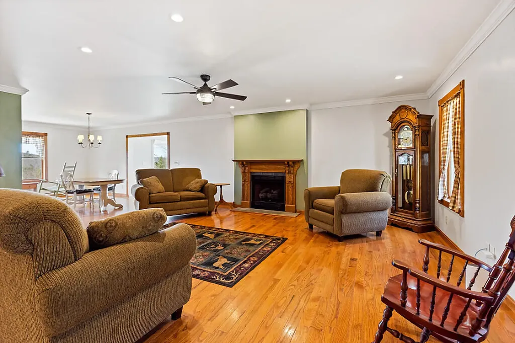 559 Sandy River Road Fayette ME 04349