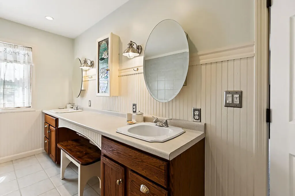 559 Sandy River Road Fayette ME 04349