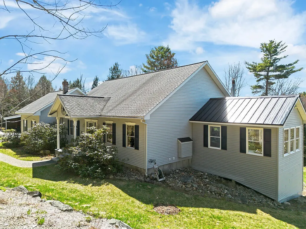 559 Sandy River Road Fayette ME 04349