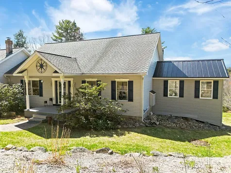 559 Sandy River Road Fayette ME 04349