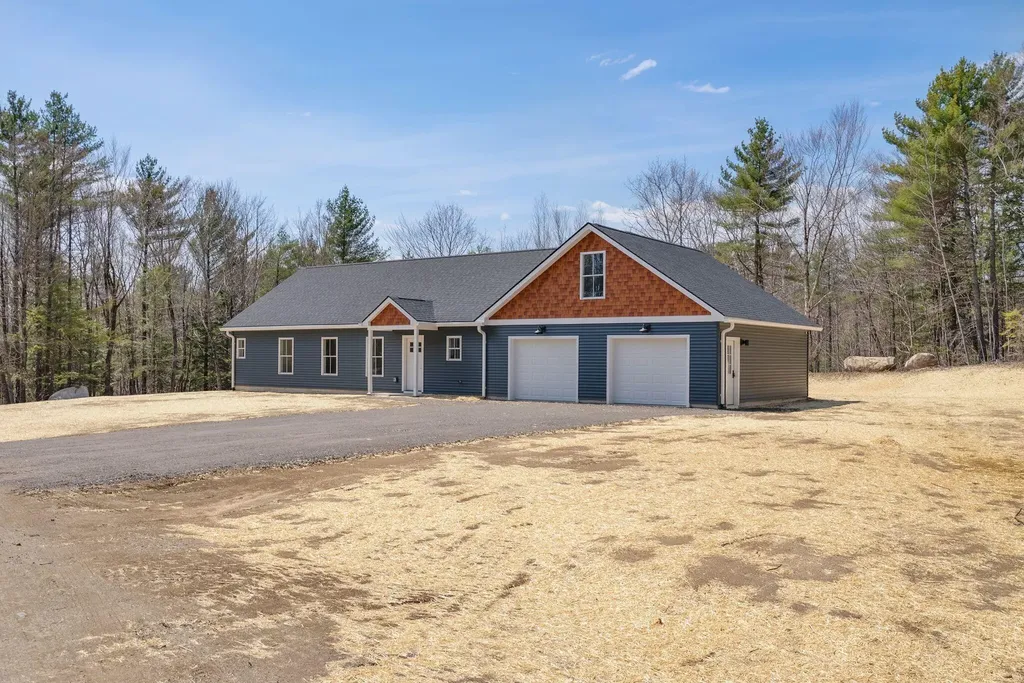 91 Mcgrath Pond Loop Road Belgrade ME 04917