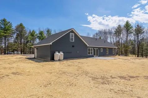 91 Mcgrath Pond Loop Road Belgrade ME 04917