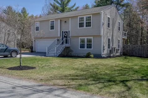 13 Benjamins Way Bangor ME 04401