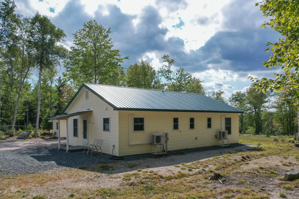 940 Macomber Mill Road Eastbrook ME 04634