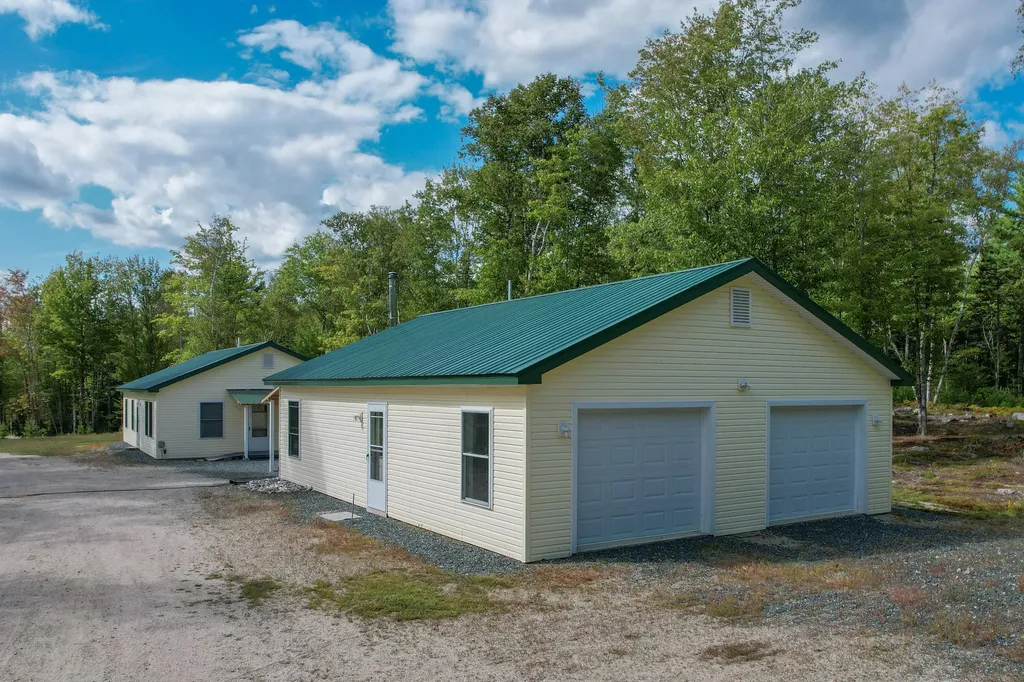 940 Macomber Mill Road Eastbrook ME 04634