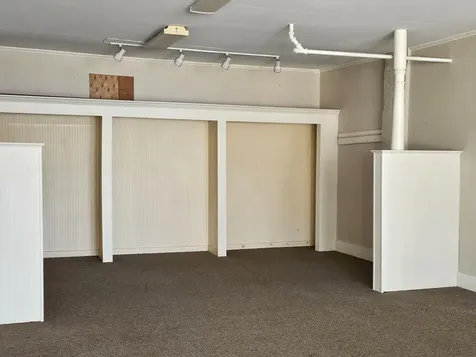 76 Main Street Newcastle ME 04553