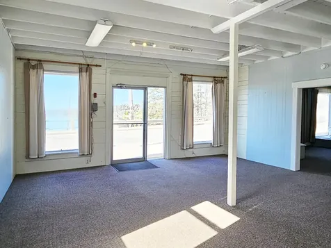 76 Main Street Newcastle ME 04553