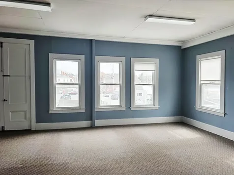 76 Main Street Newcastle ME 04553