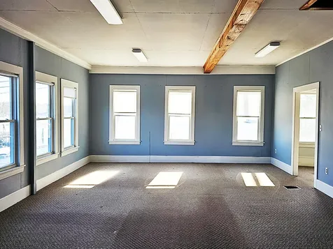 76 Main Street Newcastle ME 04553