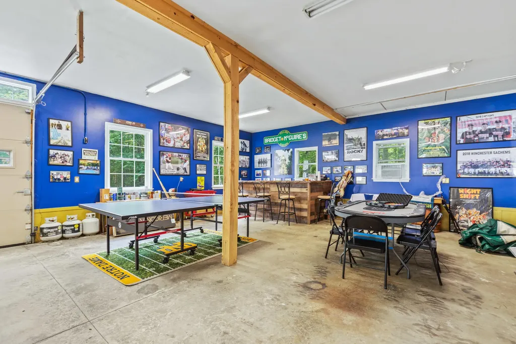 23 Casselton Road Raymond ME 04071