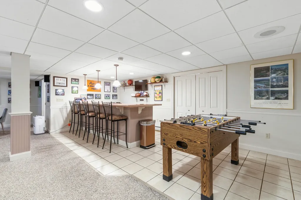 23 Casselton Road Raymond ME 04071