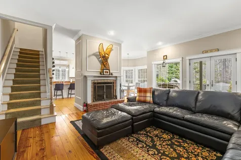 23 Casselton Road Raymond ME 04071