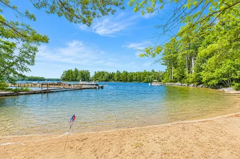 23 Casselton Road Raymond ME 04071